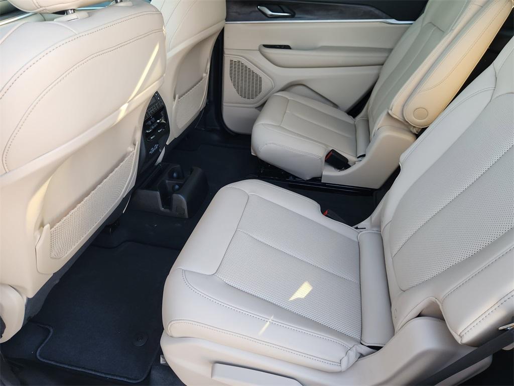 new 2025 Jeep Grand Cherokee L car, priced at $47,647