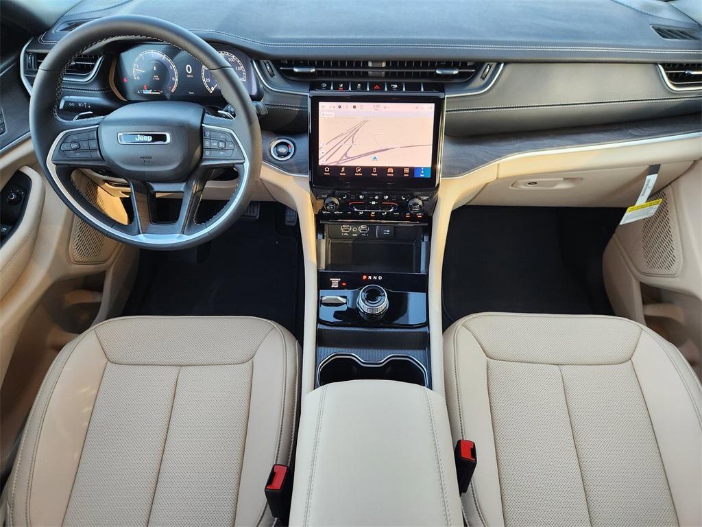 new 2025 Jeep Grand Cherokee L car, priced at $47,647