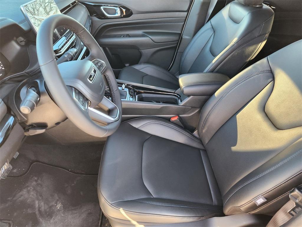 new 2026 Jeep Compass car, priced at $34,176