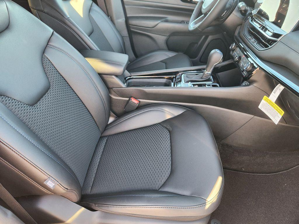 new 2026 Jeep Compass car, priced at $30,955