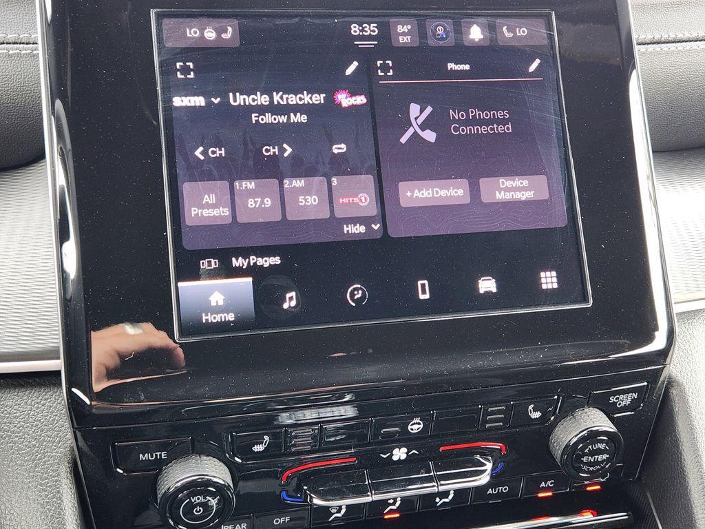 new 2026 Jeep Grand Cherokee car, priced at $43,666