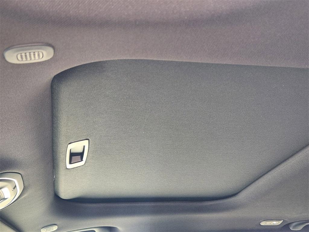 new 2026 Jeep Grand Cherokee car, priced at $44,080