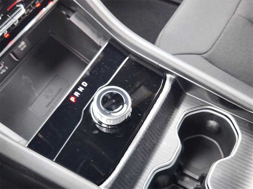 new 2026 Jeep Grand Cherokee car, priced at $44,080