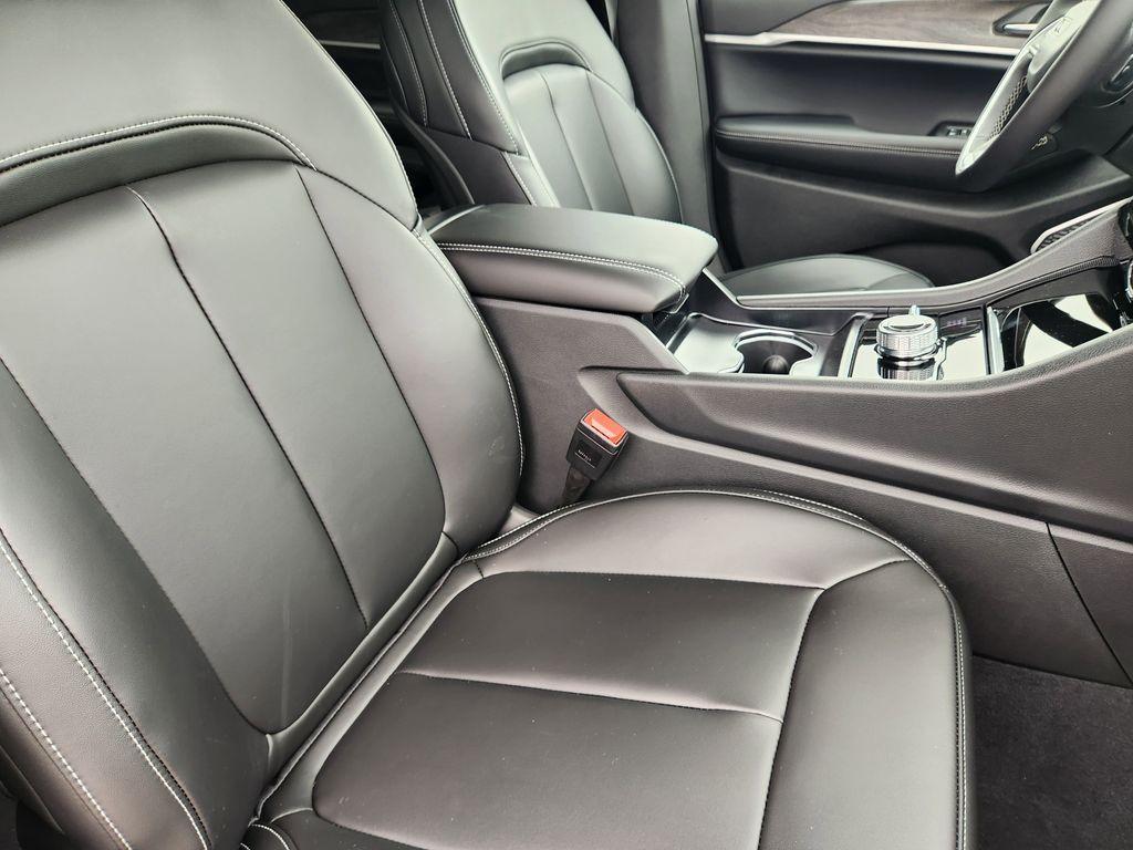 new 2026 Jeep Grand Cherokee L car, priced at $46,389
