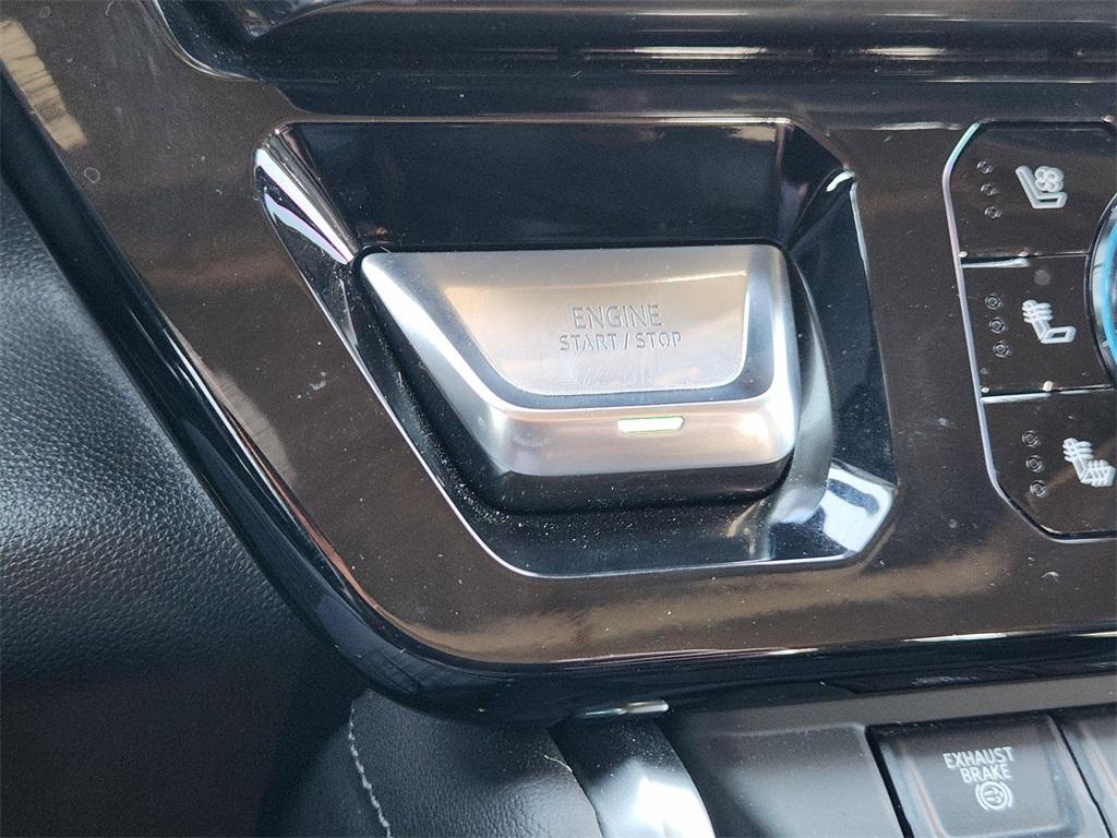 used 2024 GMC Sierra 2500 car, priced at $70,558