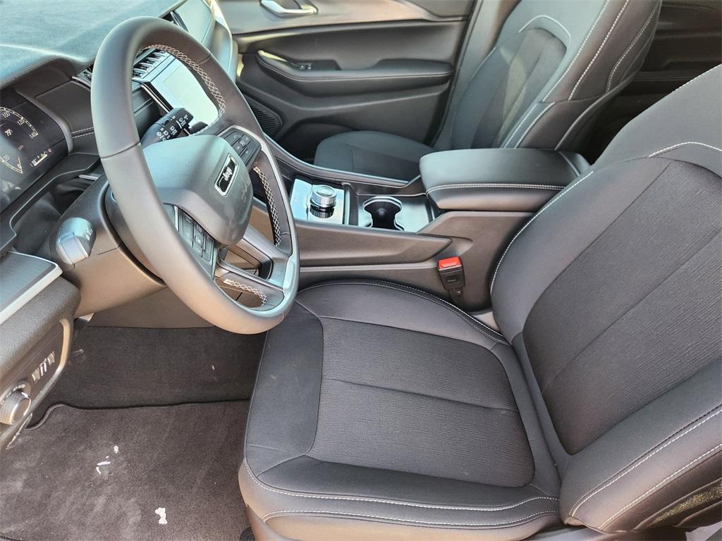 new 2026 Jeep Grand Cherokee car, priced at $43,485