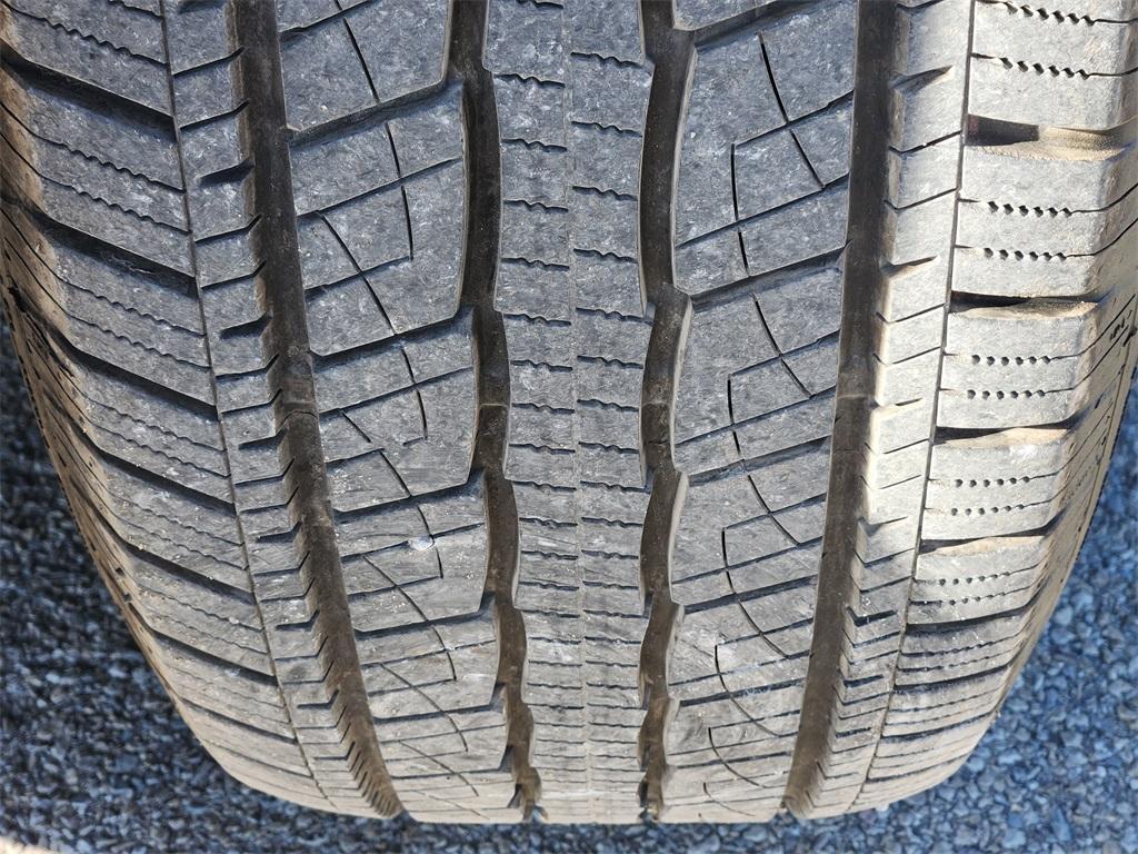 used 2024 Chevrolet Silverado 1500 car, priced at $33,999