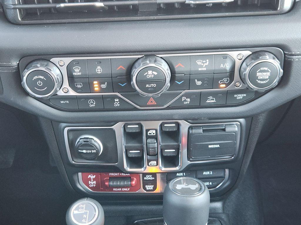 new 2026 Jeep Wrangler car, priced at $56,261