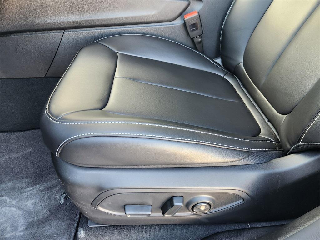 new 2025 Jeep Grand Cherokee car, priced at $45,839