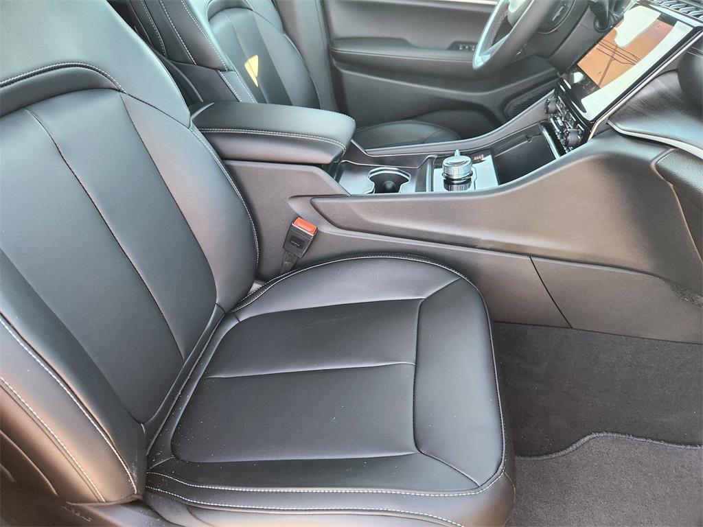 new 2025 Jeep Grand Cherokee L car, priced at $50,335