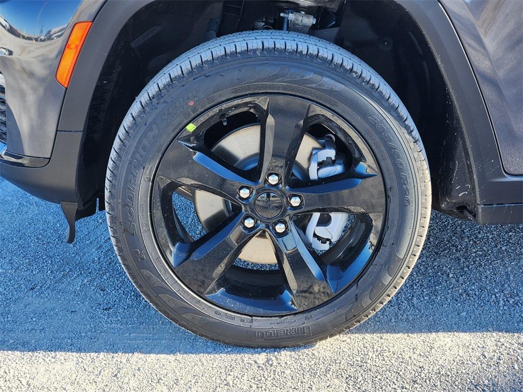 new 2025 Jeep Grand Cherokee L car, priced at $50,335