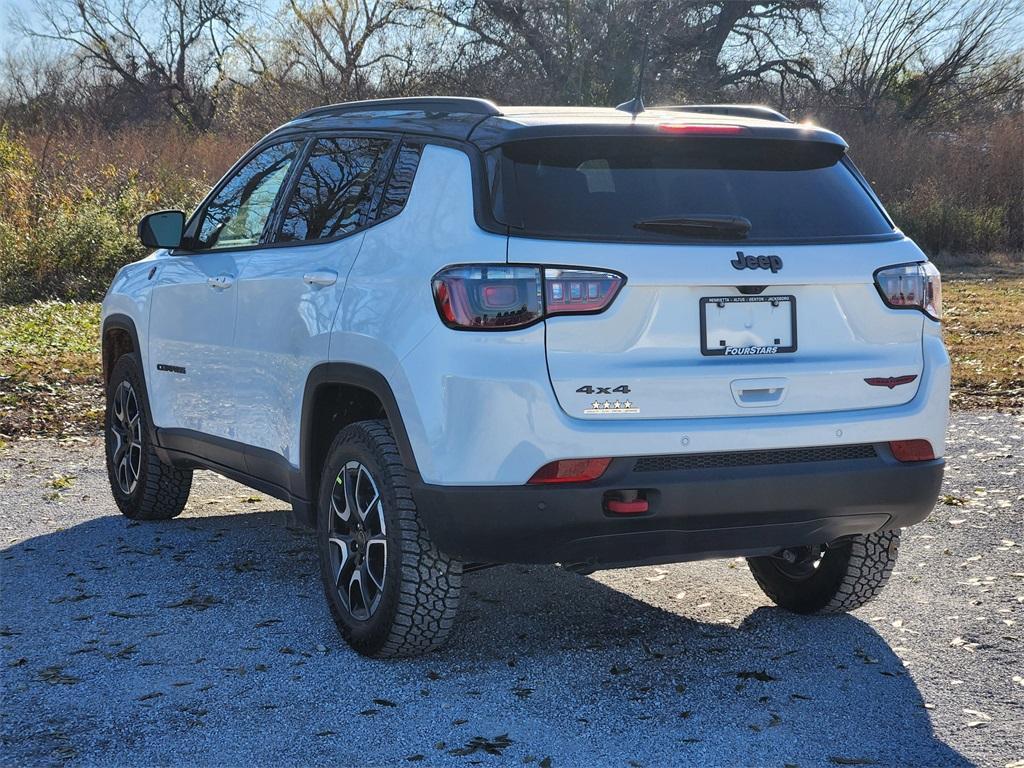 new 2026 Jeep Compass car, priced at $32,459