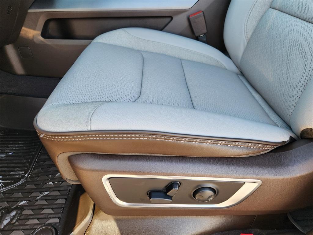 new 2026 Ram 1500 car, priced at $67,671