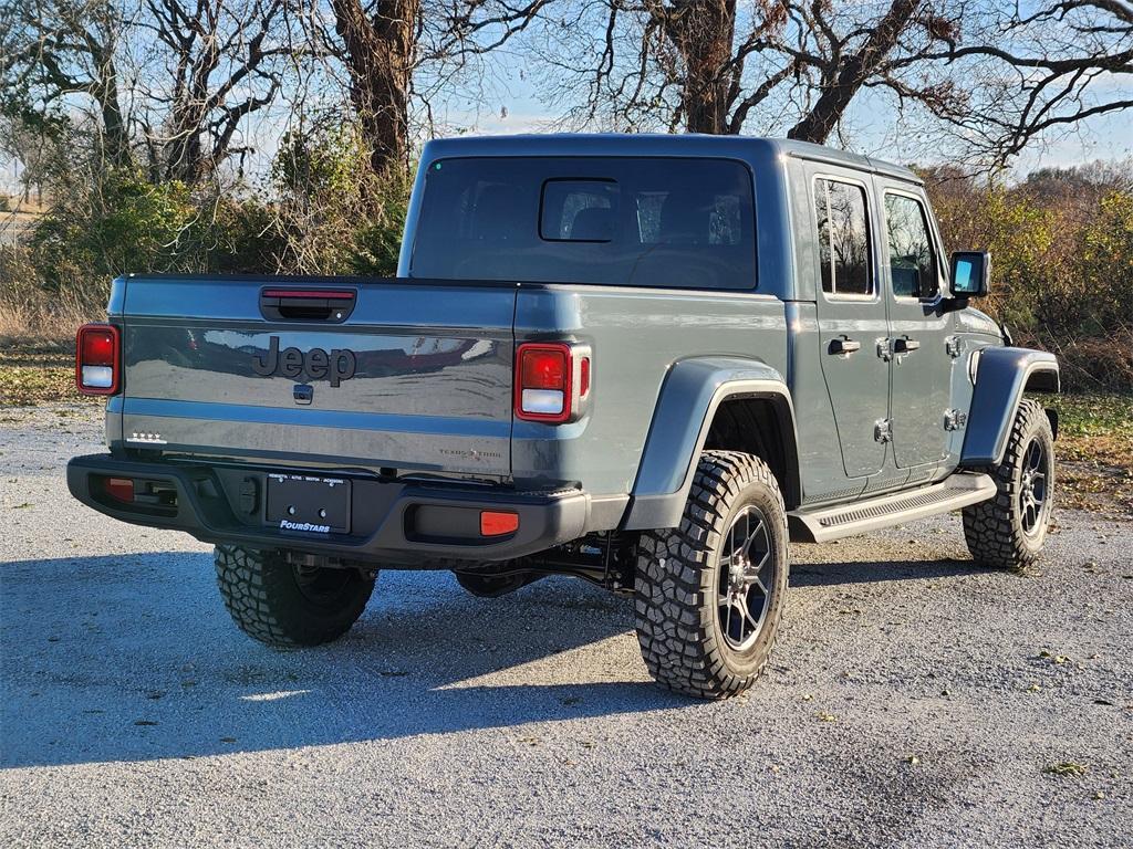 new 2026 Jeep Gladiator car, priced at $45,777