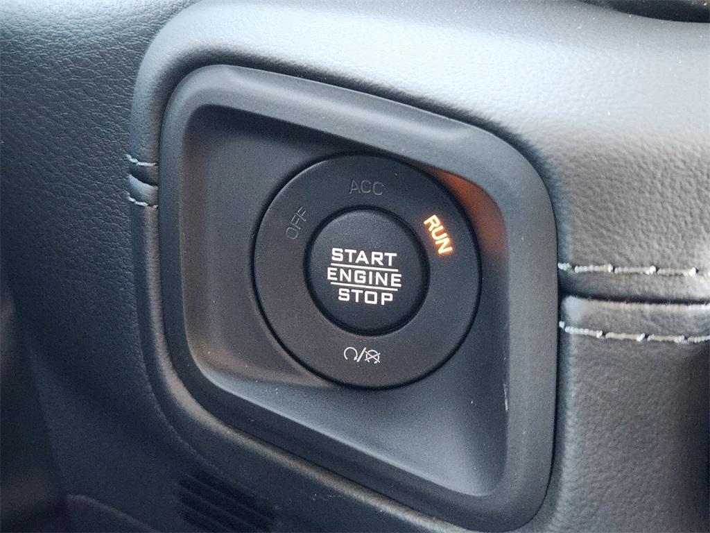 new 2026 Jeep Gladiator car, priced at $45,777