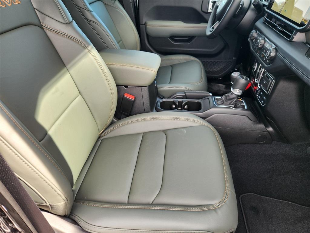 new 2026 Jeep Gladiator car, priced at $58,653