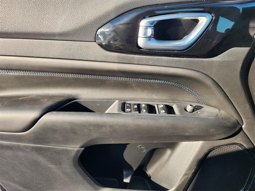 new 2026 Jeep Compass car, priced at $31,331