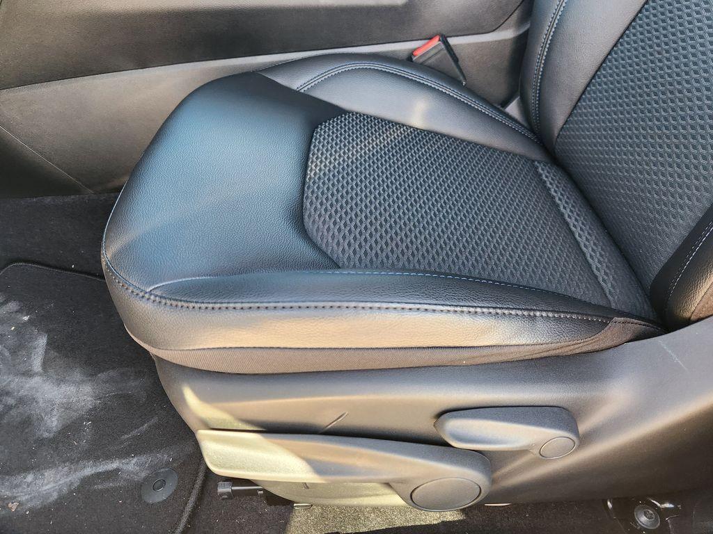 new 2026 Jeep Compass car, priced at $31,040