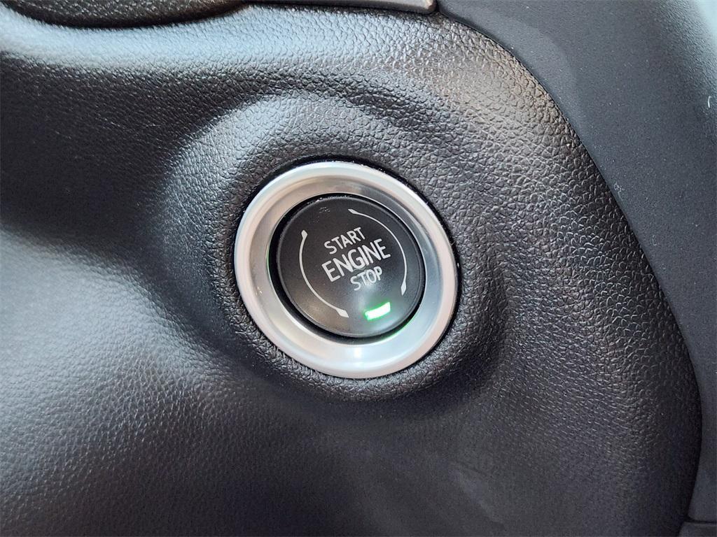 used 2024 Chevrolet Silverado 1500 car, priced at $32,444