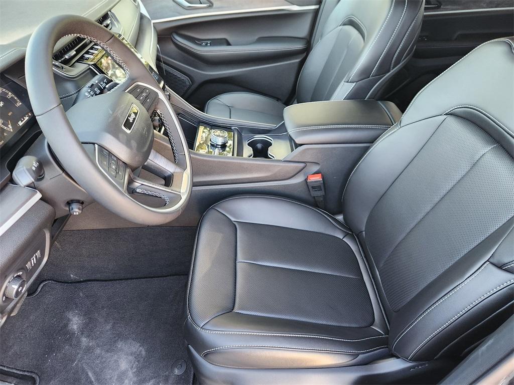 new 2025 Jeep Grand Cherokee L car, priced at $48,165