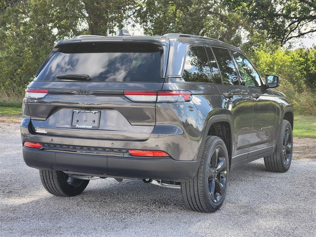 new 2025 Jeep Grand Cherokee car, priced at $36,306