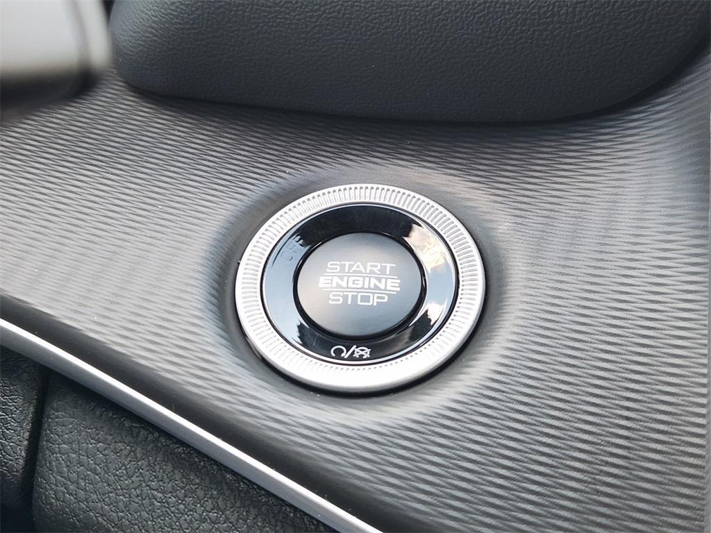 new 2025 Jeep Grand Cherokee car, priced at $36,306