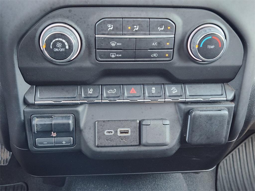 used 2024 Chevrolet Silverado 2500 car, priced at $42,986