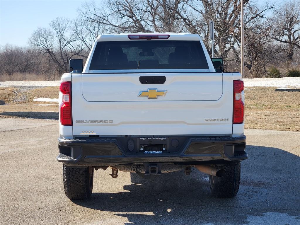 used 2024 Chevrolet Silverado 2500 car, priced at $42,986
