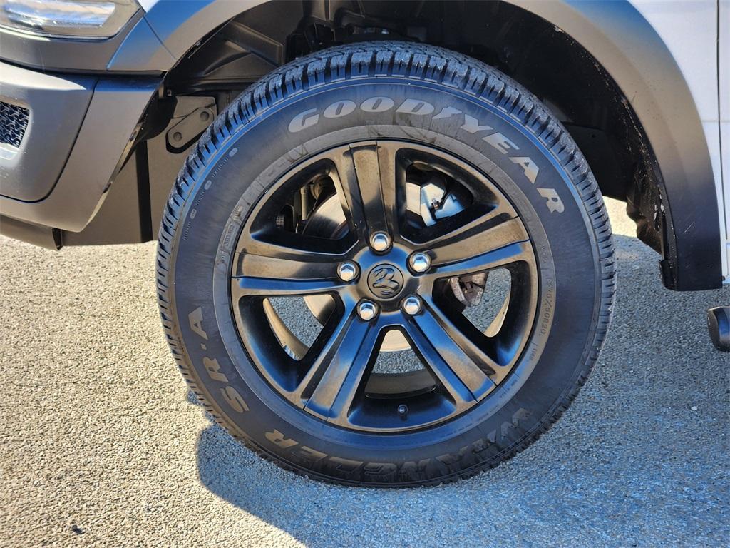 used 2022 Ram 1500 Classic car, priced at $27,500