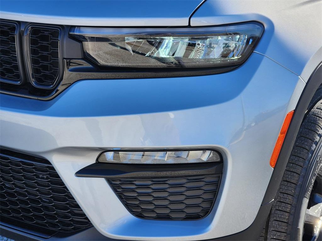 new 2025 Jeep Grand Cherokee car, priced at $45,314