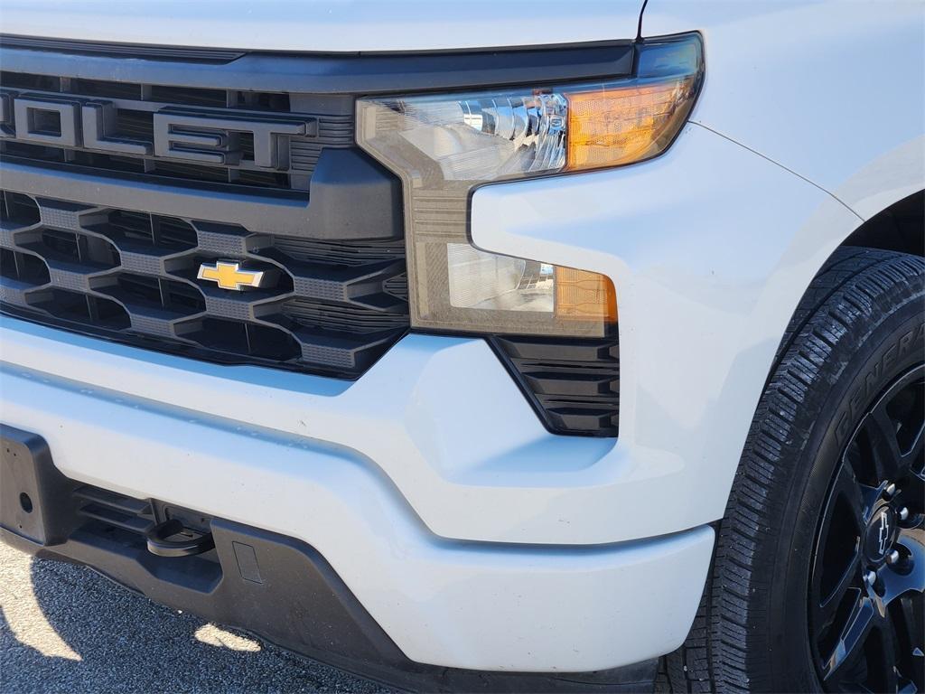 used 2024 Chevrolet Silverado 1500 car, priced at $31,965