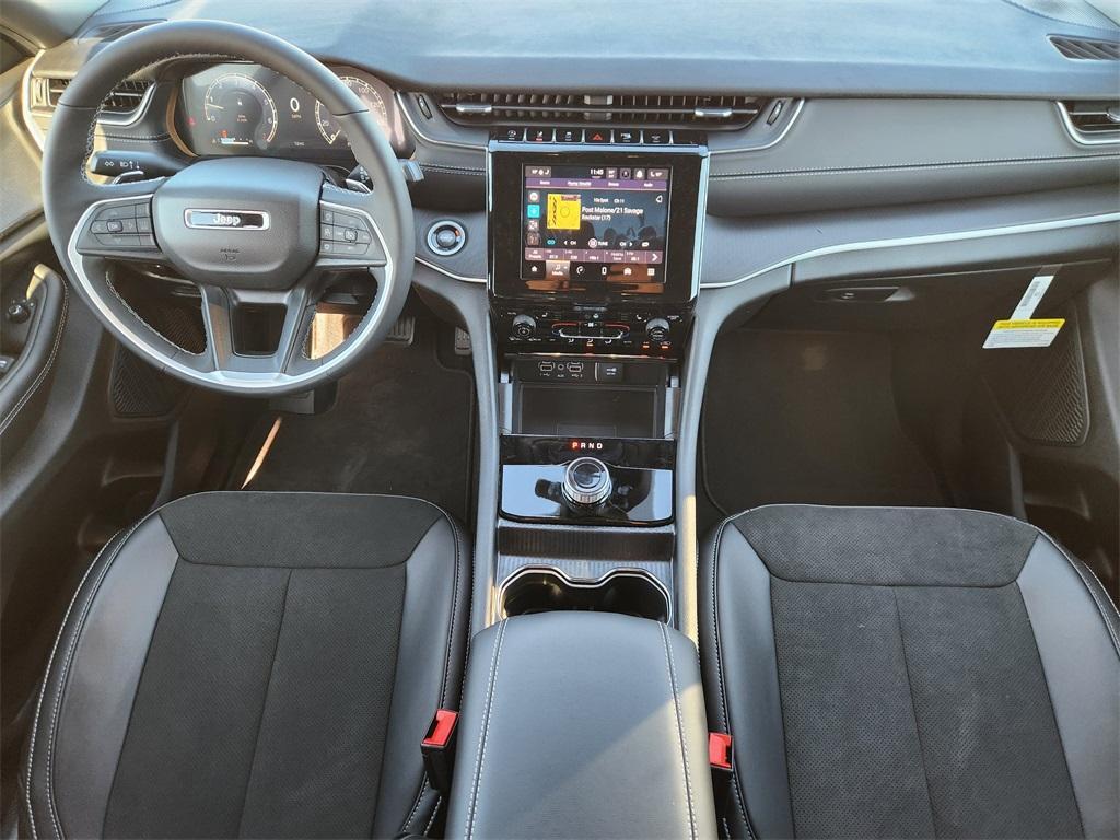 new 2025 Jeep Grand Cherokee car, priced at $40,358
