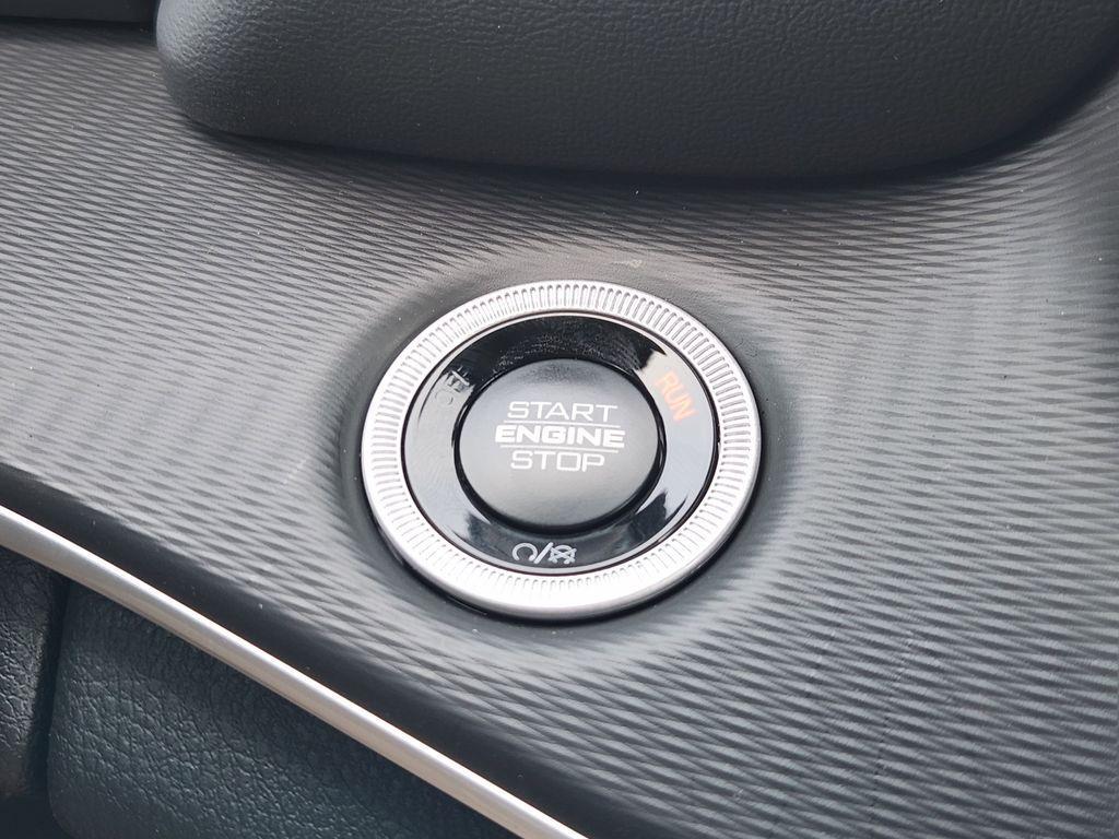 new 2026 Jeep Grand Cherokee car, priced at $42,166