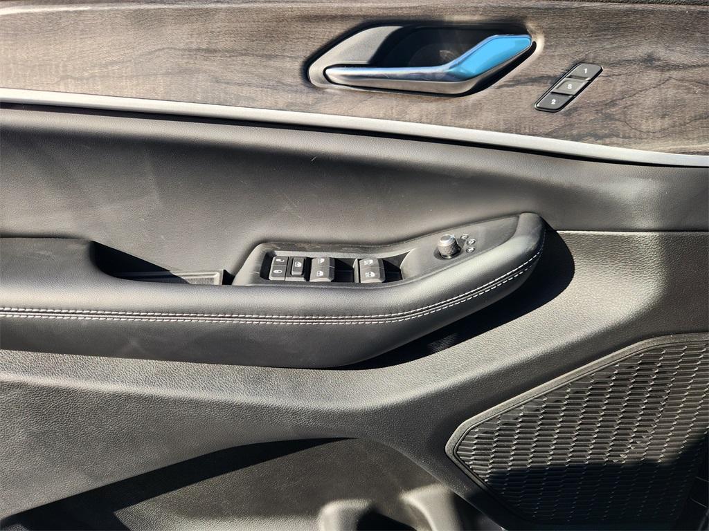 new 2025 Jeep Grand Cherokee car, priced at $39,745