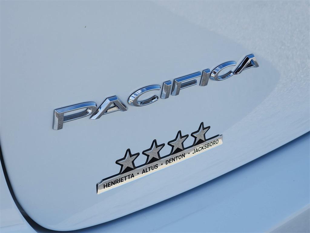 new 2026 Chrysler Pacifica car, priced at $39,830