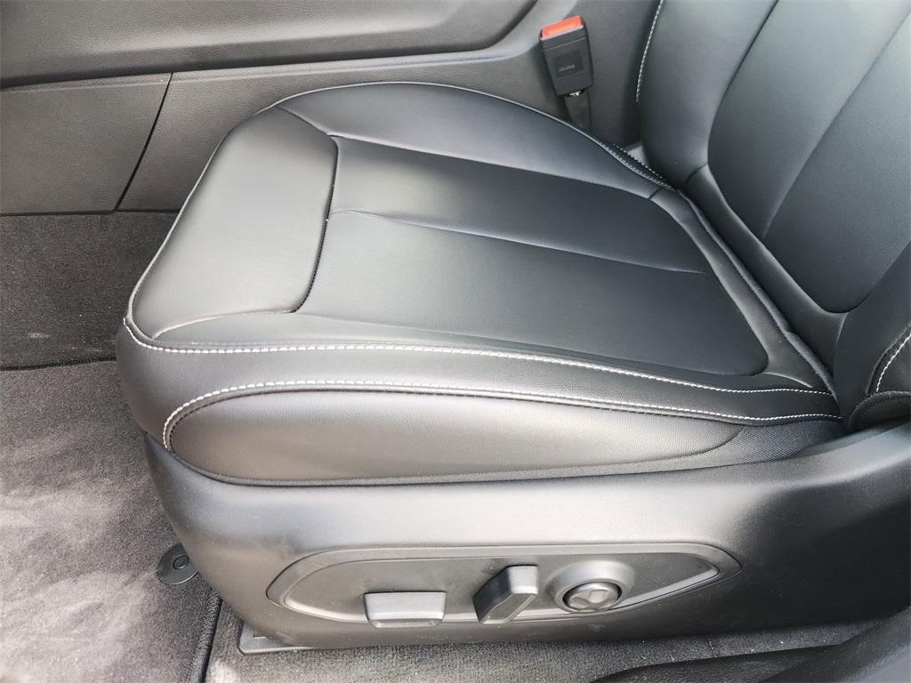 new 2025 Jeep Grand Cherokee car, priced at $46,814