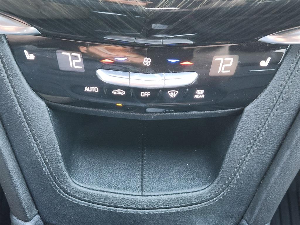 used 2021 Cadillac XT6 car, priced at $23,856