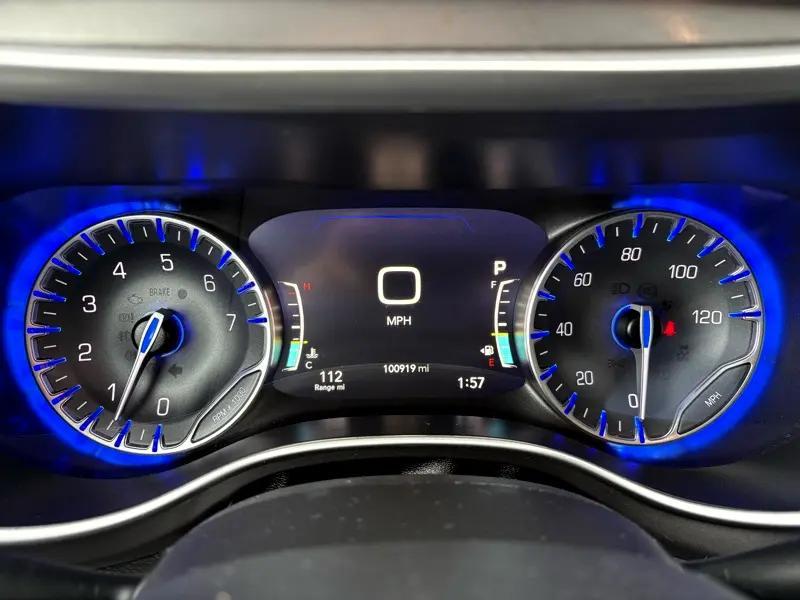 used 2023 Chrysler Pacifica car