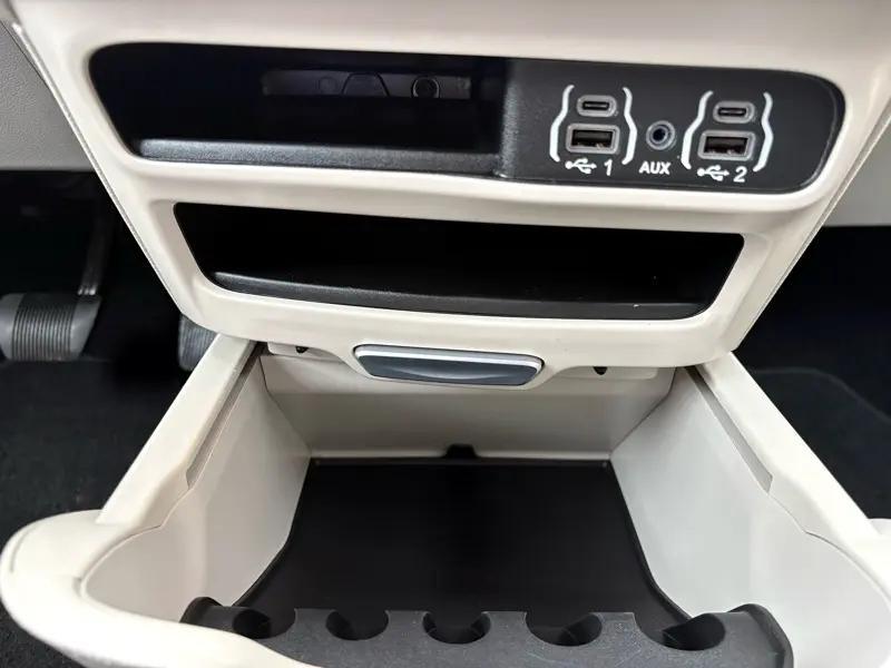 used 2023 Chrysler Pacifica car