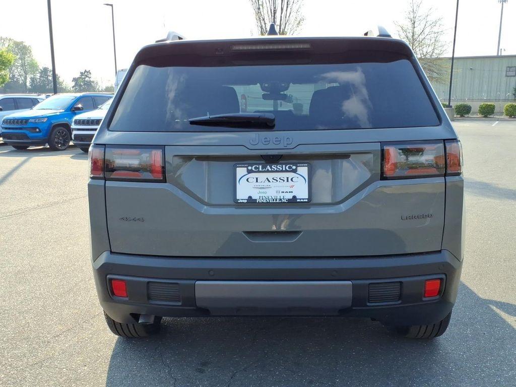 new 2026 Jeep Cherokee car, priced at $38,059
