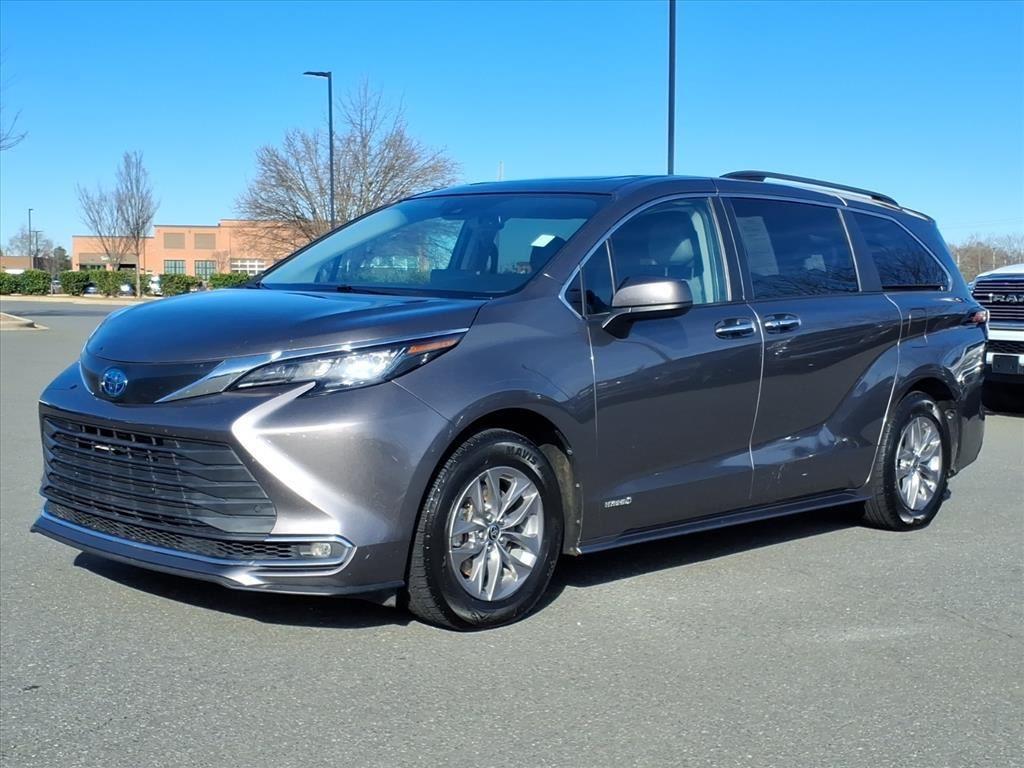 used 2021 Toyota Sienna car, priced at $31,997