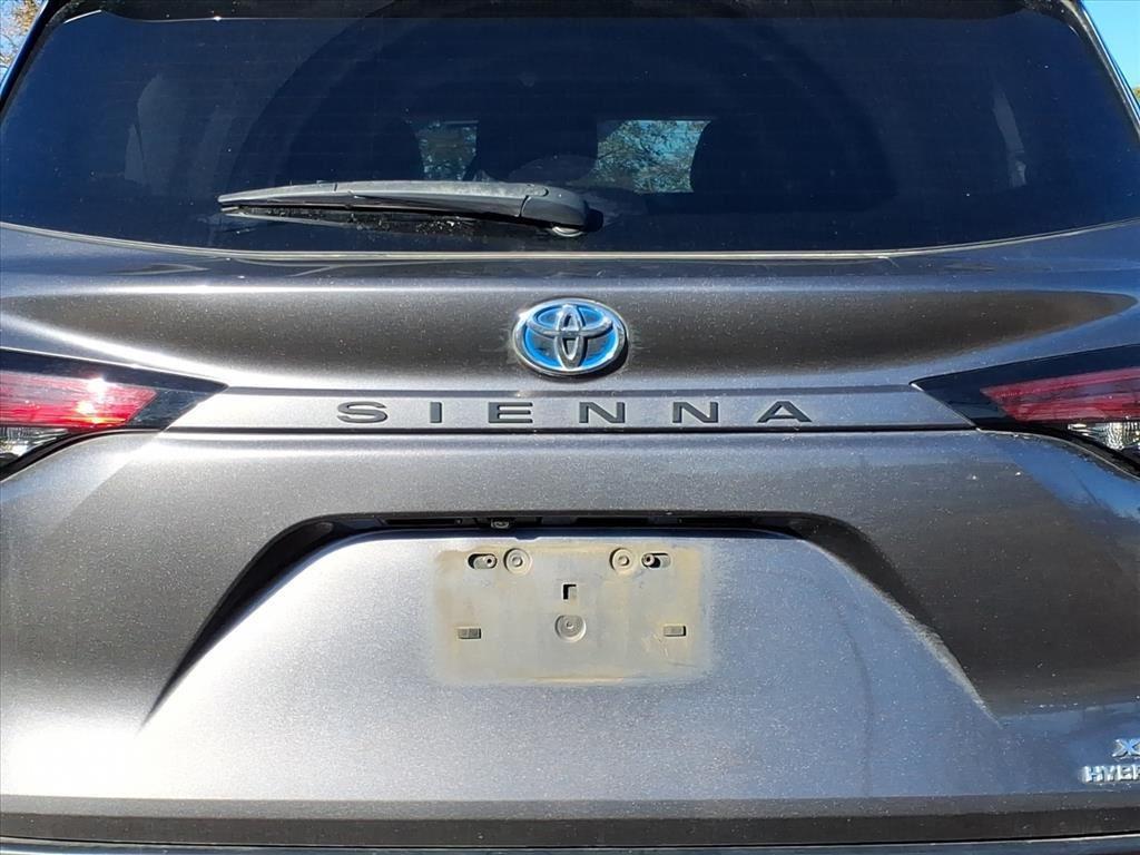 used 2021 Toyota Sienna car, priced at $25,999
