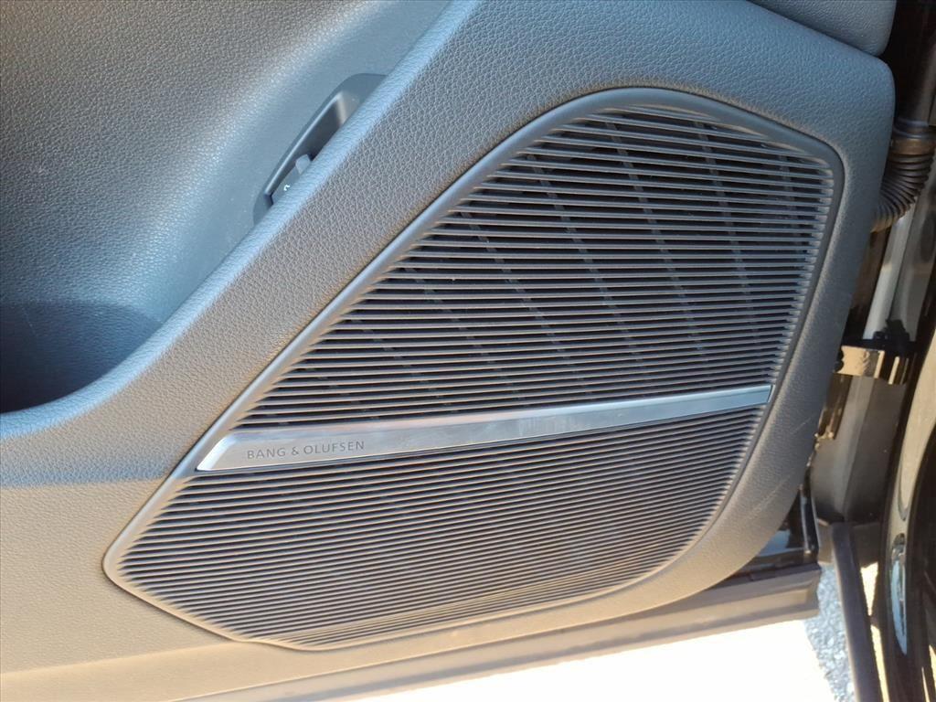 used 2022 Audi Q7 car, priced at $31,999