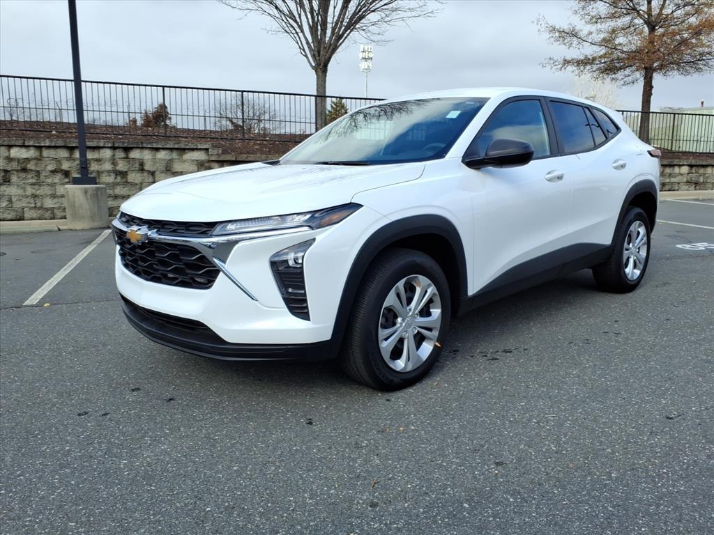 used 2024 Chevrolet Trax car, priced at $18,997