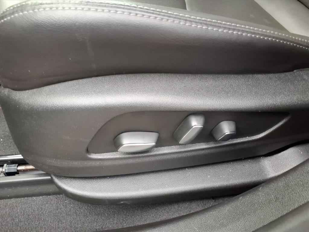 used 2025 Cadillac XT5 car, priced at $37,899