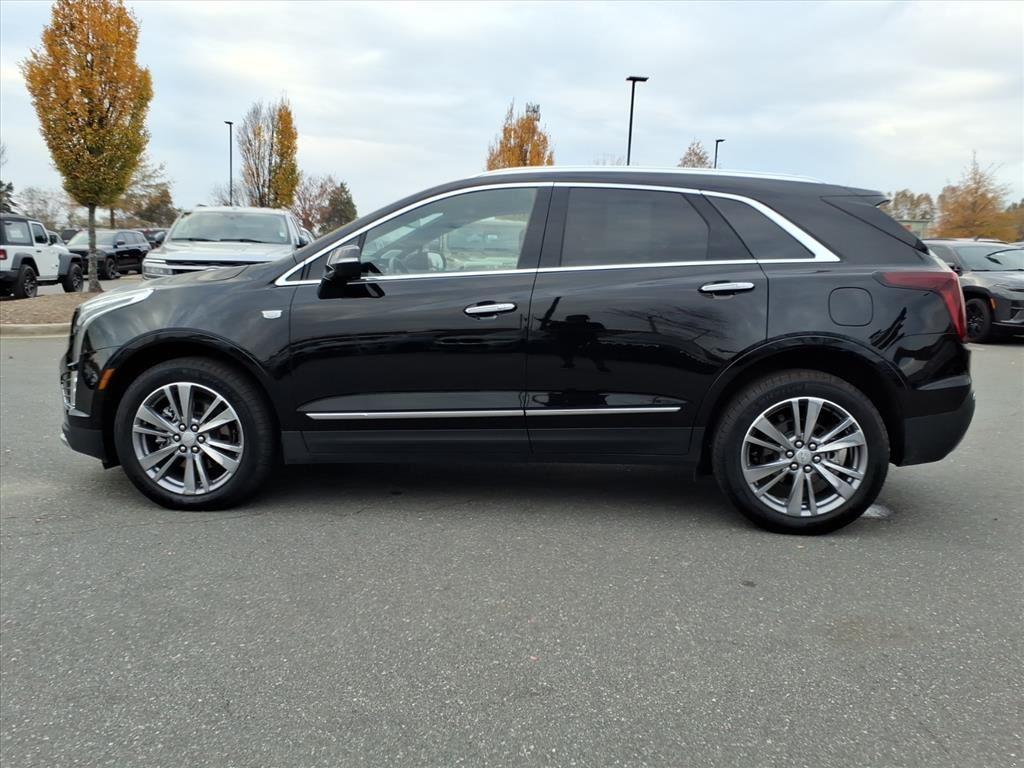 used 2025 Cadillac XT5 car, priced at $37,899