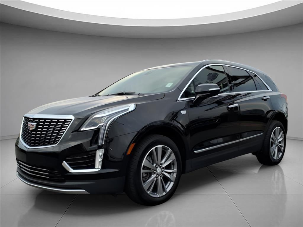 used 2025 Cadillac XT5 car, priced at $37,899