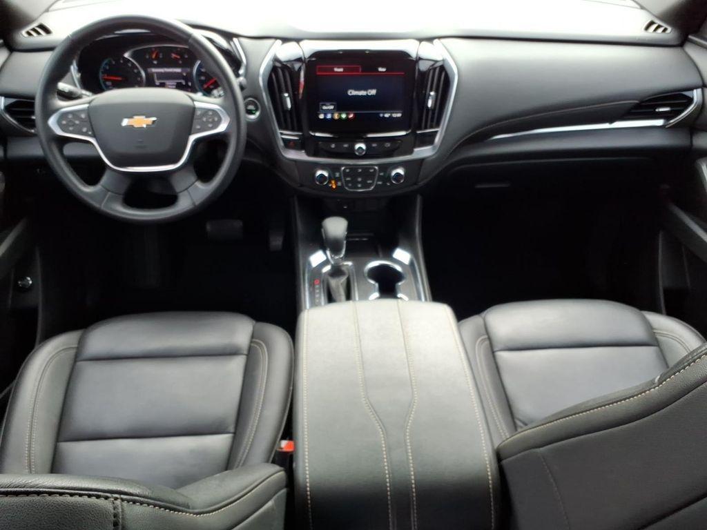 used 2023 Chevrolet Traverse car, priced at $24,899