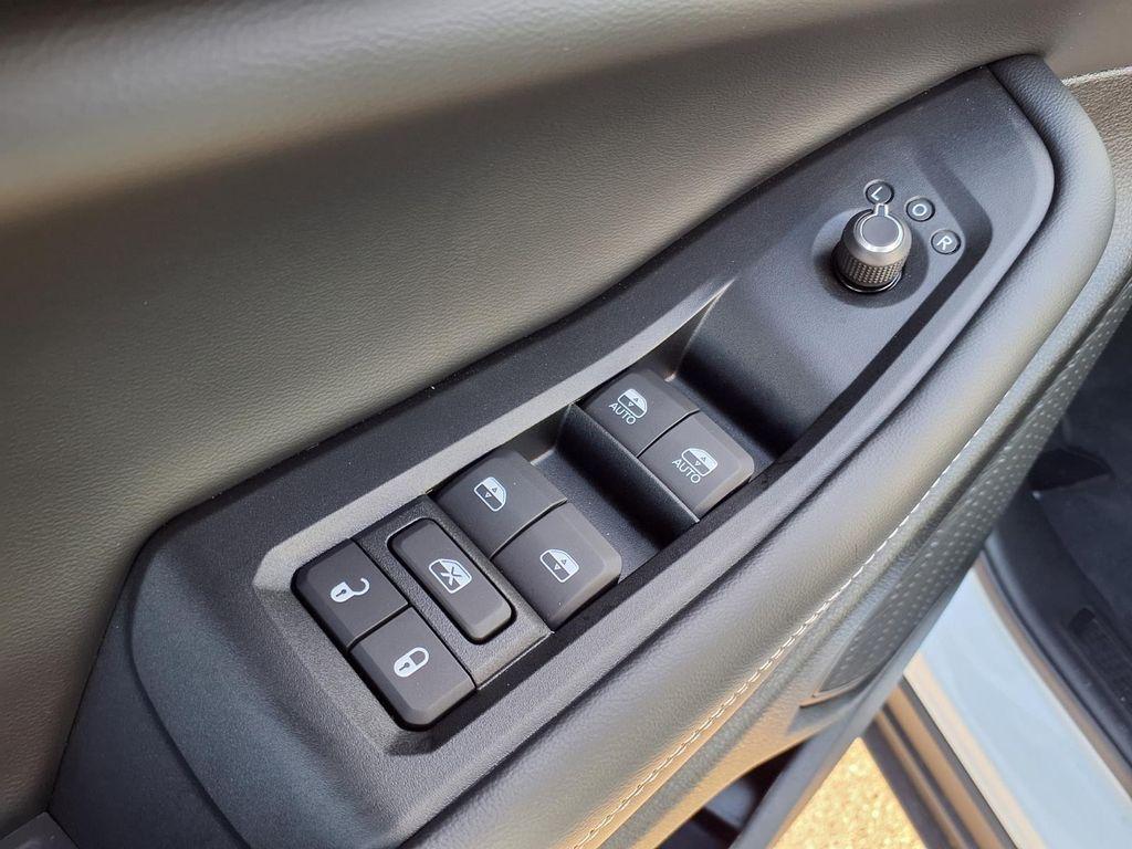 new 2025 Jeep Grand Cherokee car, priced at $49,059