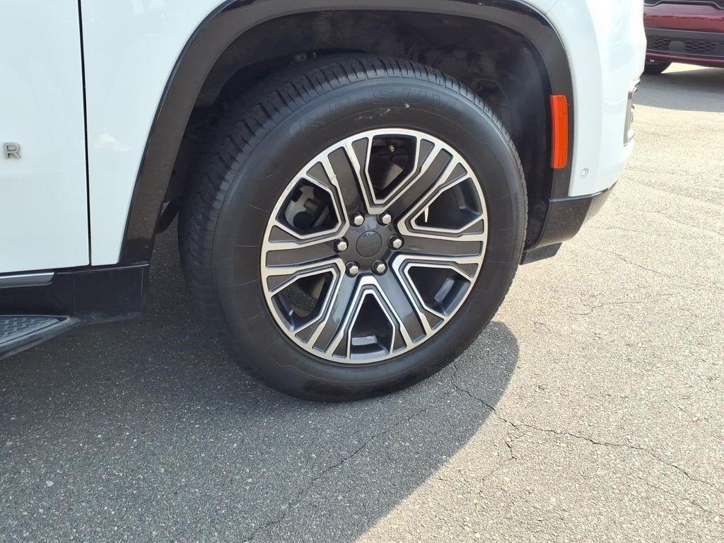 used 2024 Jeep Wagoneer L car, priced at $37,969